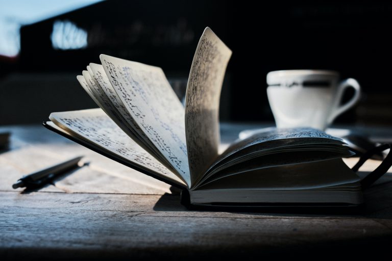 The Ultimate Guide to Staying Creative Through Fear and Doubt