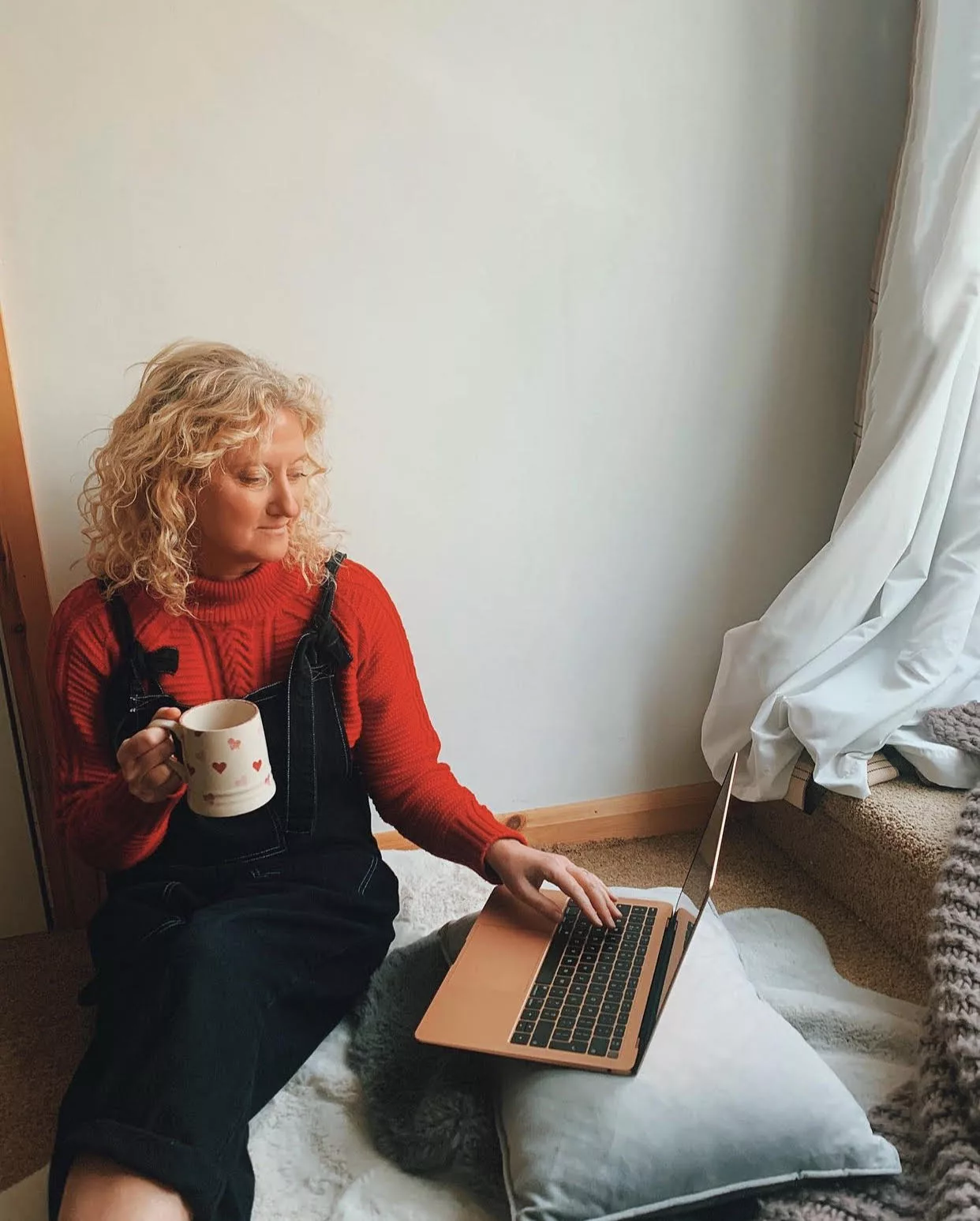 freelance copywriter zoe lea